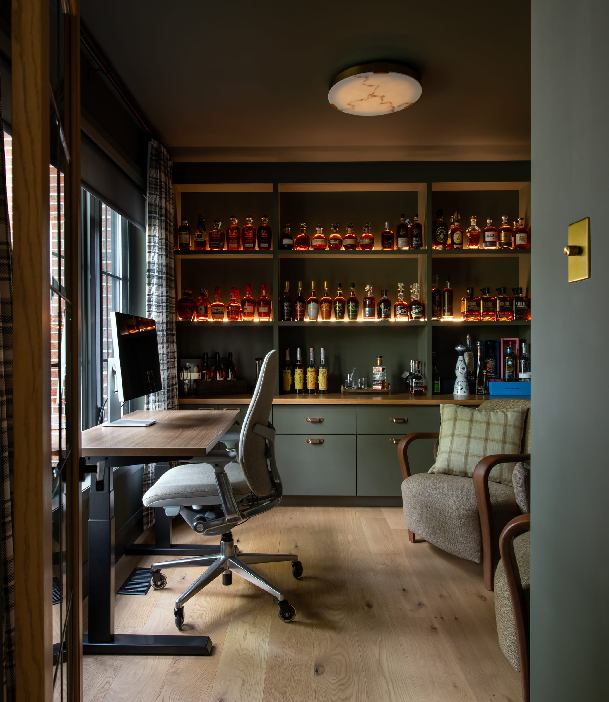 Commercial custom millwork